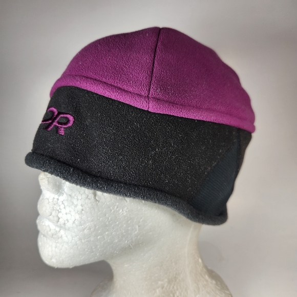 Outdoor Research Other - OUTDOOR RESEARCH Windstopper Cap Hat Medium Purple Trapper Ear Flaps Winter